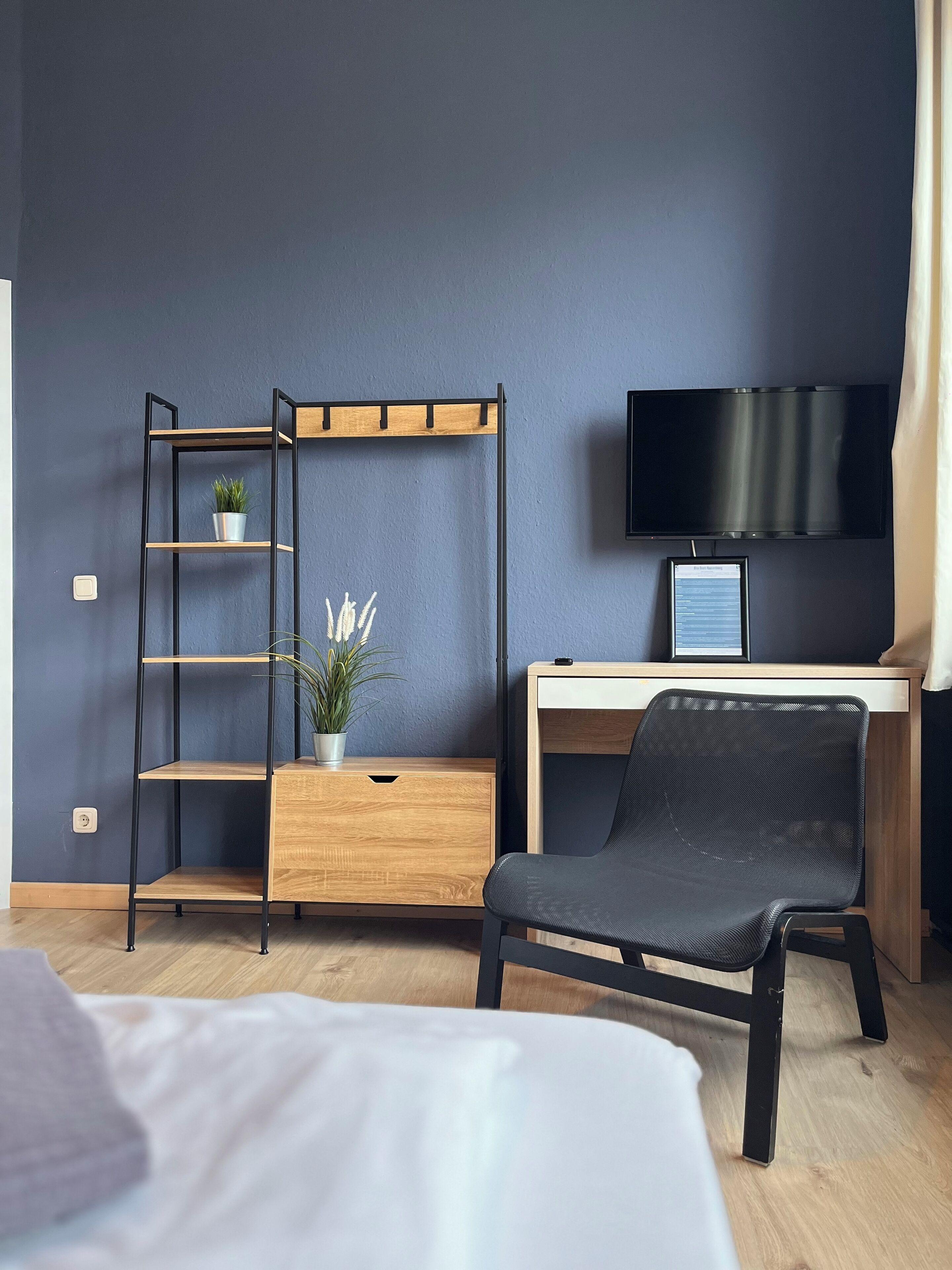 Blue Doors Ktv Hostel